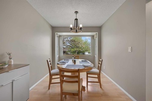 160 Strathcona Close Sw, Calgary, AB - Indoor Photo Showing Dining Room