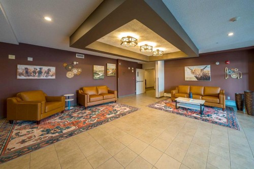 404-207 Sunset Drive, Cochrane, AB - Indoor Photo Showing Other Room
