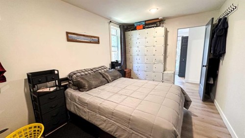 968 1 Avenue Ne, Sundre, AB - Indoor Photo Showing Bedroom
