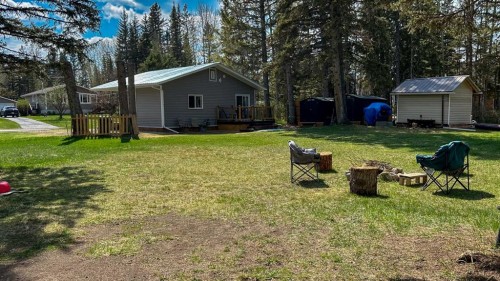 968 1 Avenue Ne, Sundre, AB - Outdoor