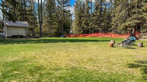 968 1 Avenue Ne, Sundre, AB - Outdoor