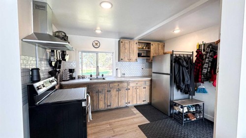 968 1 Avenue Ne, Sundre, AB - Indoor