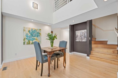 216 4 Avenue Ne, Calgary, AB - Indoor Photo Showing Dining Room