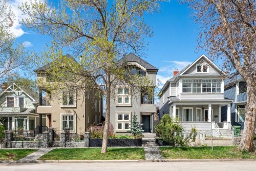 216 4 Avenue Ne, Calgary, AB - Outdoor With Deck Patio Veranda With Facade