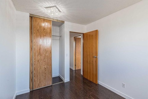 14 Martindale Mews Ne, Calgary, AB - Indoor Photo Showing Other Room