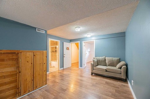 14 Martindale Mews Ne, Calgary, AB - Indoor