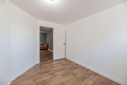 14 Martindale Mews Ne, Calgary, AB - Indoor Photo Showing Other Room