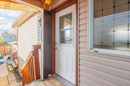 14 Martindale Mews Ne, Calgary, AB - Outdoor With Exterior
