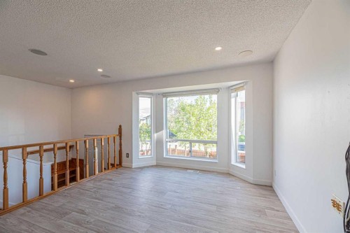 14 Martindale Mews Ne, Calgary, AB - Indoor Photo Showing Other Room
