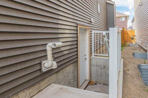148 Savanna Close Ne, Calgary, AB - Outdoor