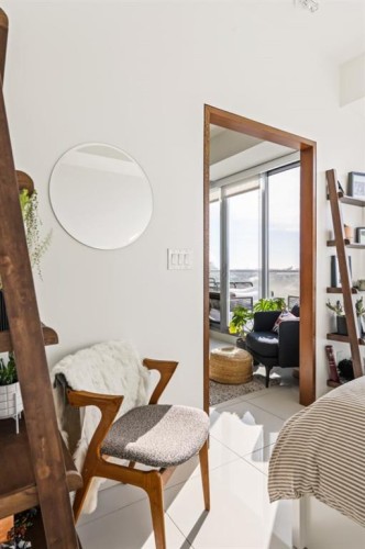 705-1020 9 Avenue Se, Calgary, AB - Indoor