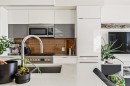 705-1020 9 Avenue Se, Calgary, AB  - Indoor Photo Showing Kitchen 