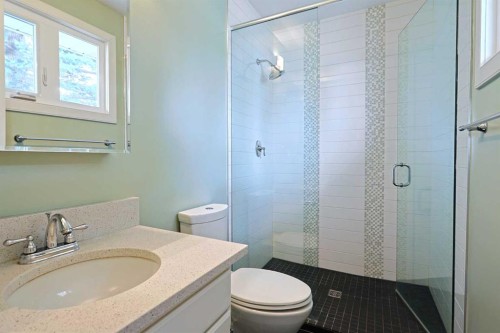 175 Brabourne Road Sw, Calgary, AB - Indoor Photo Showing Bathroom