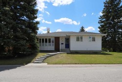 175 Brabourne Road SW Calgary, AB T2W 2W2