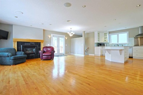175 Brabourne Road Sw, Calgary, AB - Indoor With Fireplace
