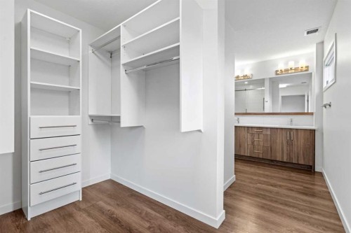 401-24 Mahogany Path Se, Calgary, AB - Indoor With Storage