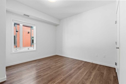 401-24 Mahogany Path Se, Calgary, AB - Indoor Photo Showing Other Room