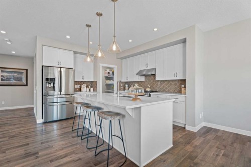 19 Masters Mews Se, Calgary, AB - Indoor Photo Showing Kitchen With Upgraded Kitchen