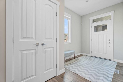 19 Masters Mews Se, Calgary, AB - Indoor Photo Showing Other Room