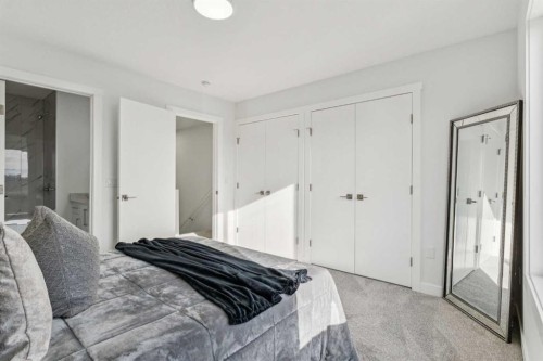 202-95 Saddlecrest Circle Ne, Calgary, AB - Indoor Photo Showing Bedroom