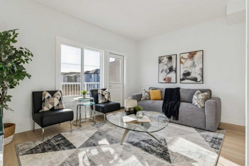 202-95 Saddlecrest Circle Ne, Calgary, AB - Indoor Photo Showing Living Room
