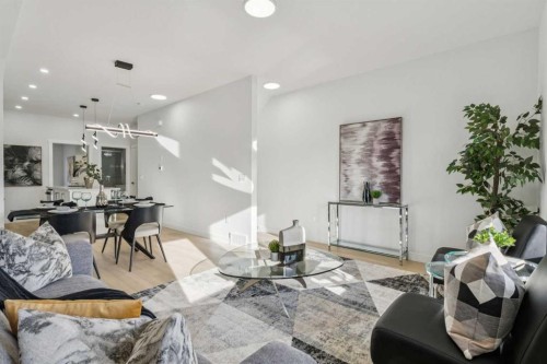 202-95 Saddlecrest Circle Ne, Calgary, AB - Indoor Photo Showing Living Room