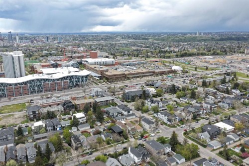 1206 19 Avenue Nw, Calgary, AB - Outdoor With View