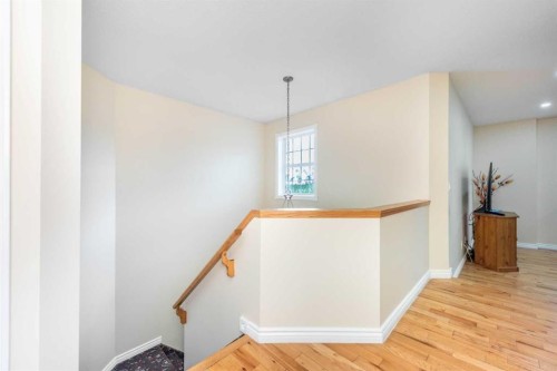 138 Panamount Crescent Nw, Calgary, AB - Indoor Photo Showing Other Room