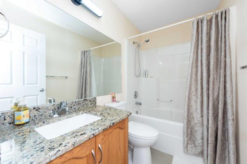 138 Panamount Crescent Nw, Calgary, AB - Indoor Photo Showing Bathroom