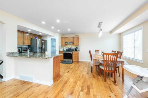 138 Panamount Crescent Nw, Calgary, AB - Indoor