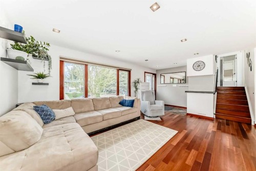 211 Oakridge Place Sw, Calgary, AB 