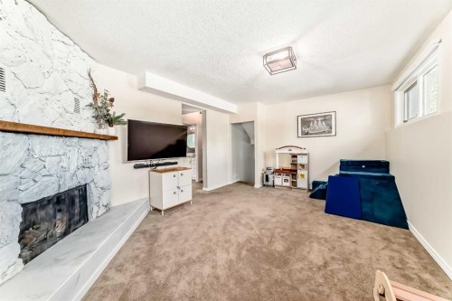 211 Oakridge Place Sw, Calgary, AB 