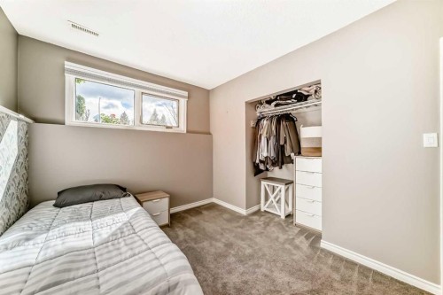 211 Oakridge Place Sw, Calgary, AB 