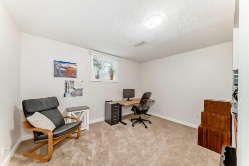 211 Oakridge Place Sw, Calgary, AB 