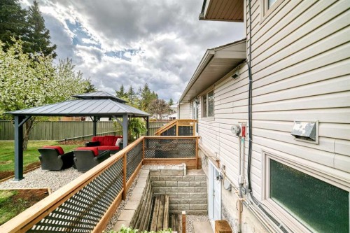 211 Oakridge Place Sw, Calgary, AB 