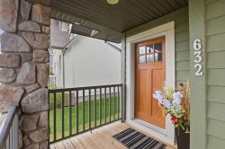 632 Mahogany Boulevard SE Calgary, AB T3M 1X9
