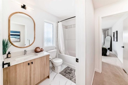 3 Agate, Cochrane, AB - Indoor Photo Showing Bathroom