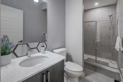 154 Amblehurst Way Nw, Calgary, AB - Indoor Photo Showing Bathroom