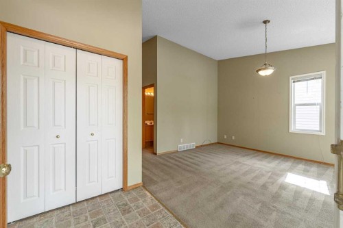44 Prestwick Pond Terrace Se, Calgary, AB - Indoor Photo Showing Other Room