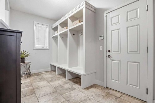 149 Aspen Glen Place Sw, Calgary, AB - Indoor Photo Showing Other Room