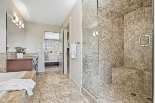 149 Aspen Glen Place Sw, Calgary, AB - Indoor Photo Showing Bathroom