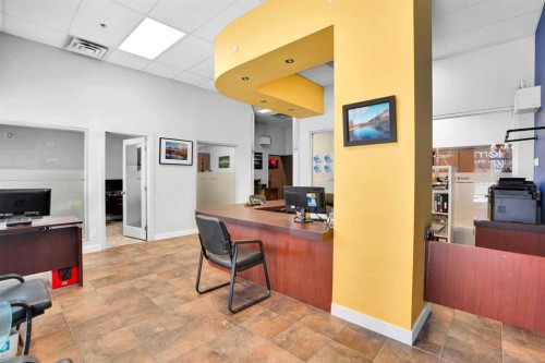 880 4 Avenue Sw, Calgary, AB 