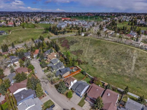 36 Hawksley Crescent Nw, Calgary, AB - Outdoor With View