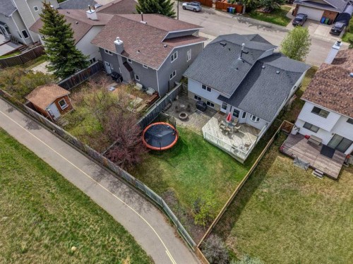 36 Hawksley Crescent Nw, Calgary, AB - Outdoor With View