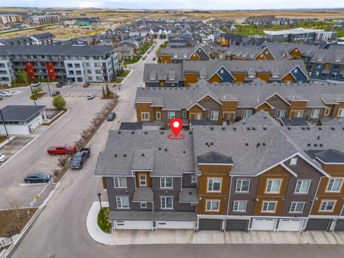 242 Livingston Common Ne, Calgary, AB - Outdoor