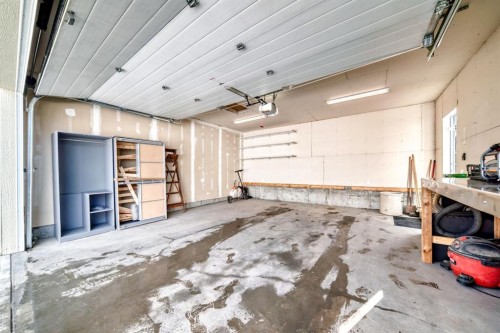 68 Mahogany Gardens Se, Calgary, AB - Indoor Photo Showing Garage