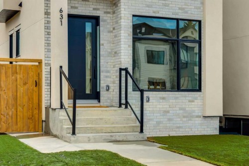 631 28 Avenue Nw, Calgary, AB - Outdoor With Exterior