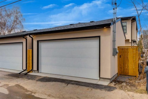631 28 Avenue Nw, Calgary, AB - Outdoor With Exterior