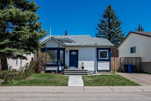 52 Hunters Crescent, Okotoks, AB - Outdoor With Facade