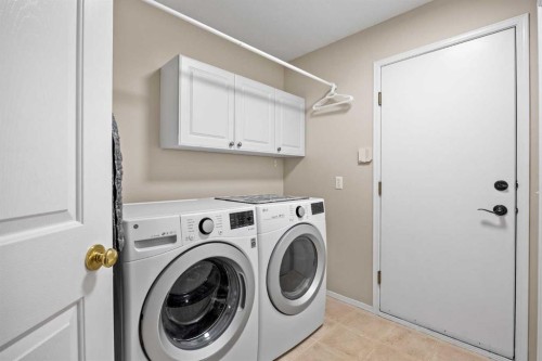 142 Sierra Nevada Green Sw, Calgary, AB - Indoor Photo Showing Laundry Room